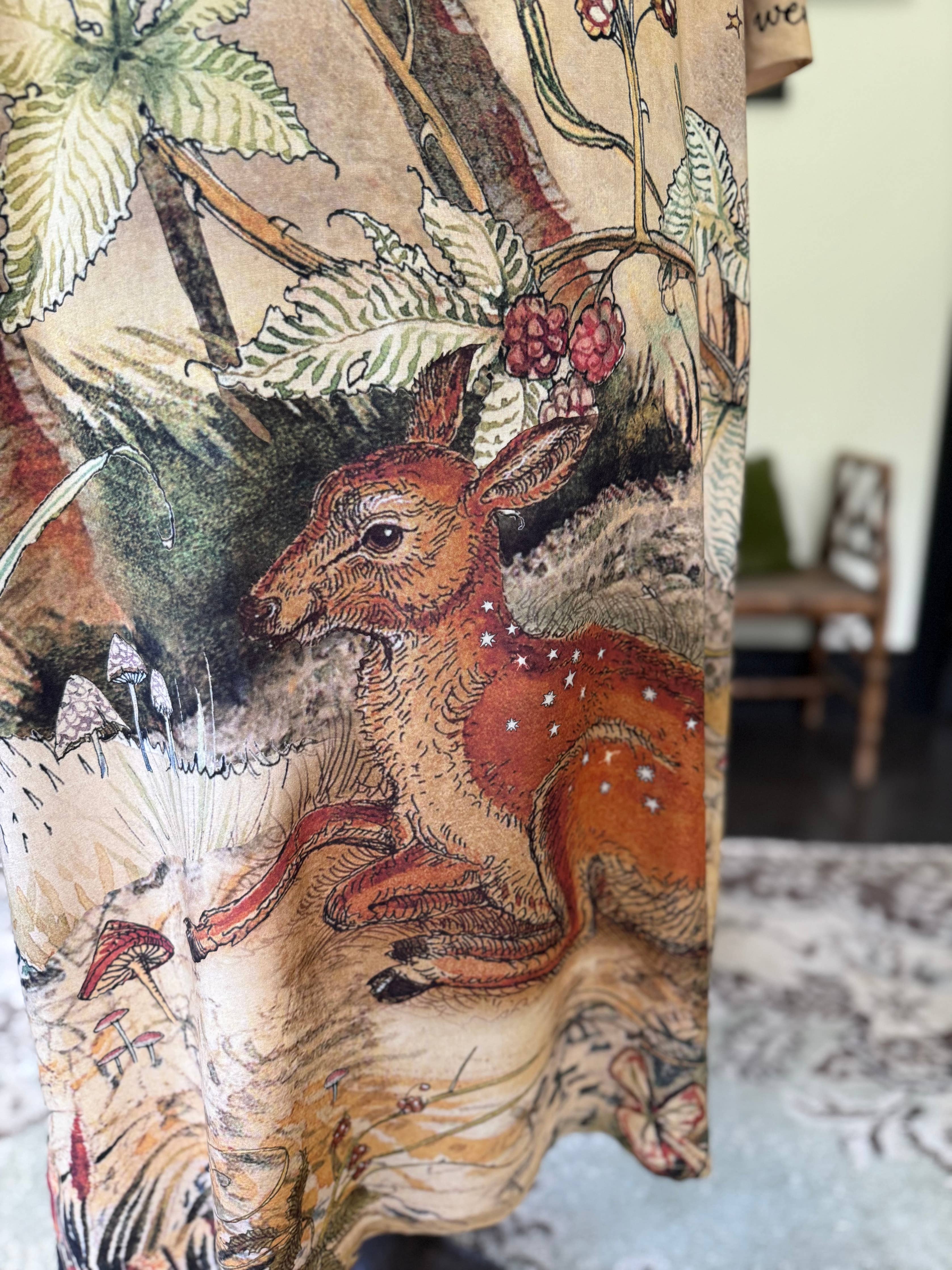 Lovelight Opera Duster Kimono Robe w/woodland deer & swallow