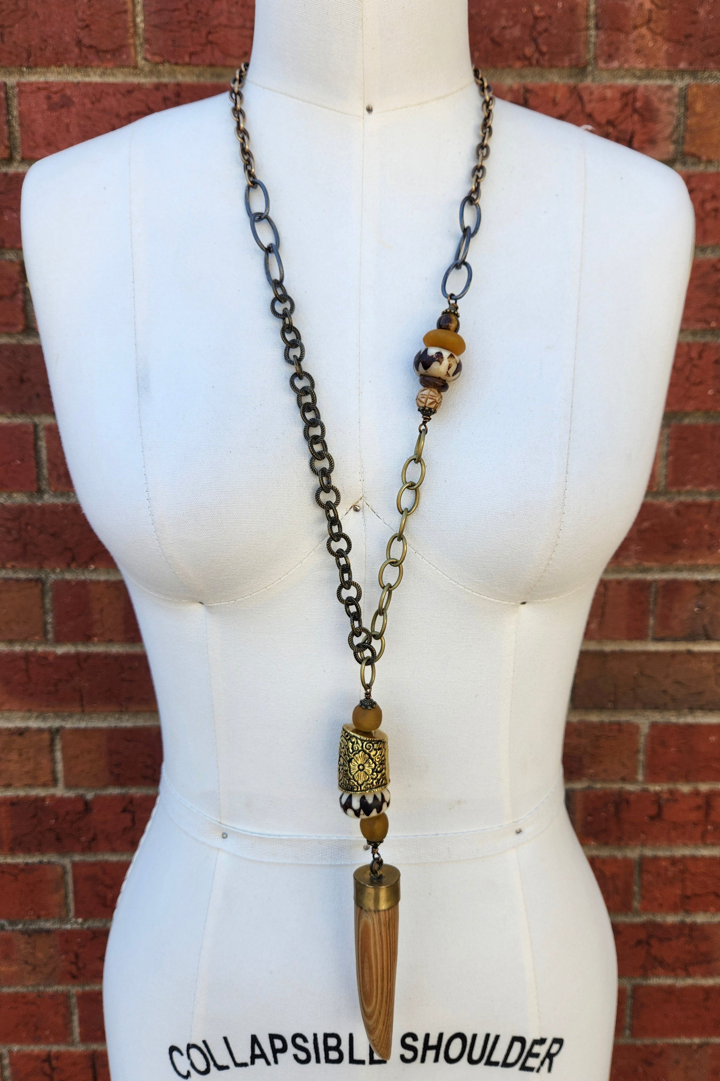 One of a Kind: Vintage Pendant Necklace