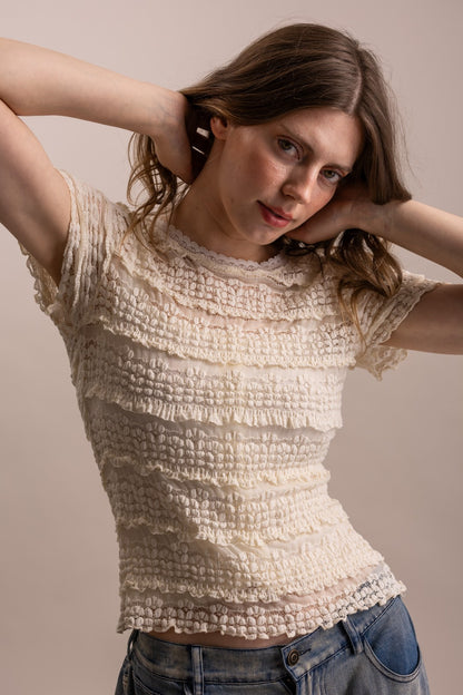 Short Sleeve Fittted Lined Lace Top