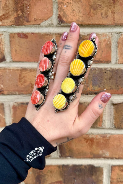 4 Circles Shell Ring - ivyandlavyboutique ivyandlavyboutique