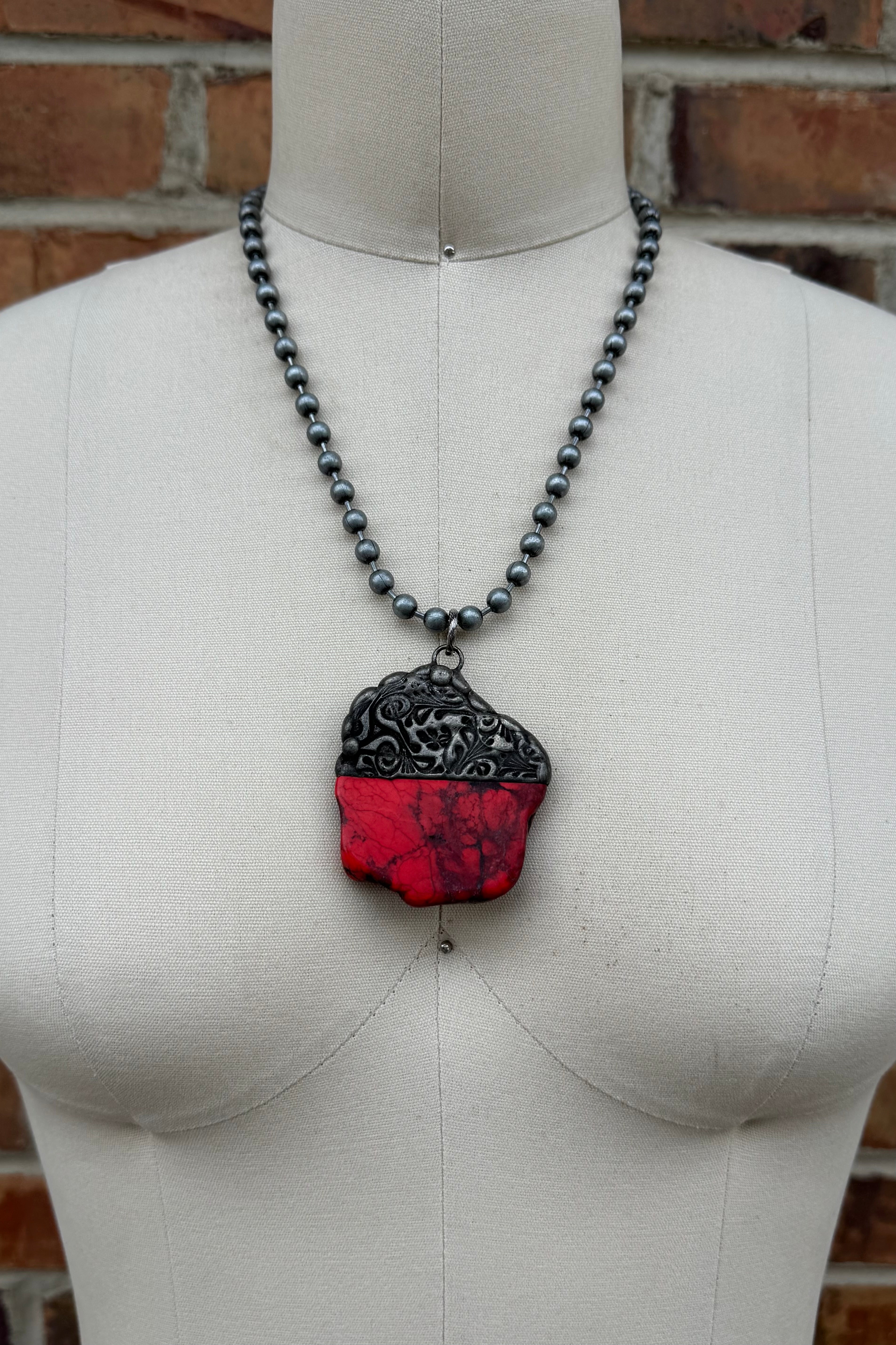 Necklace Slab Stone in Matte Ball Chain