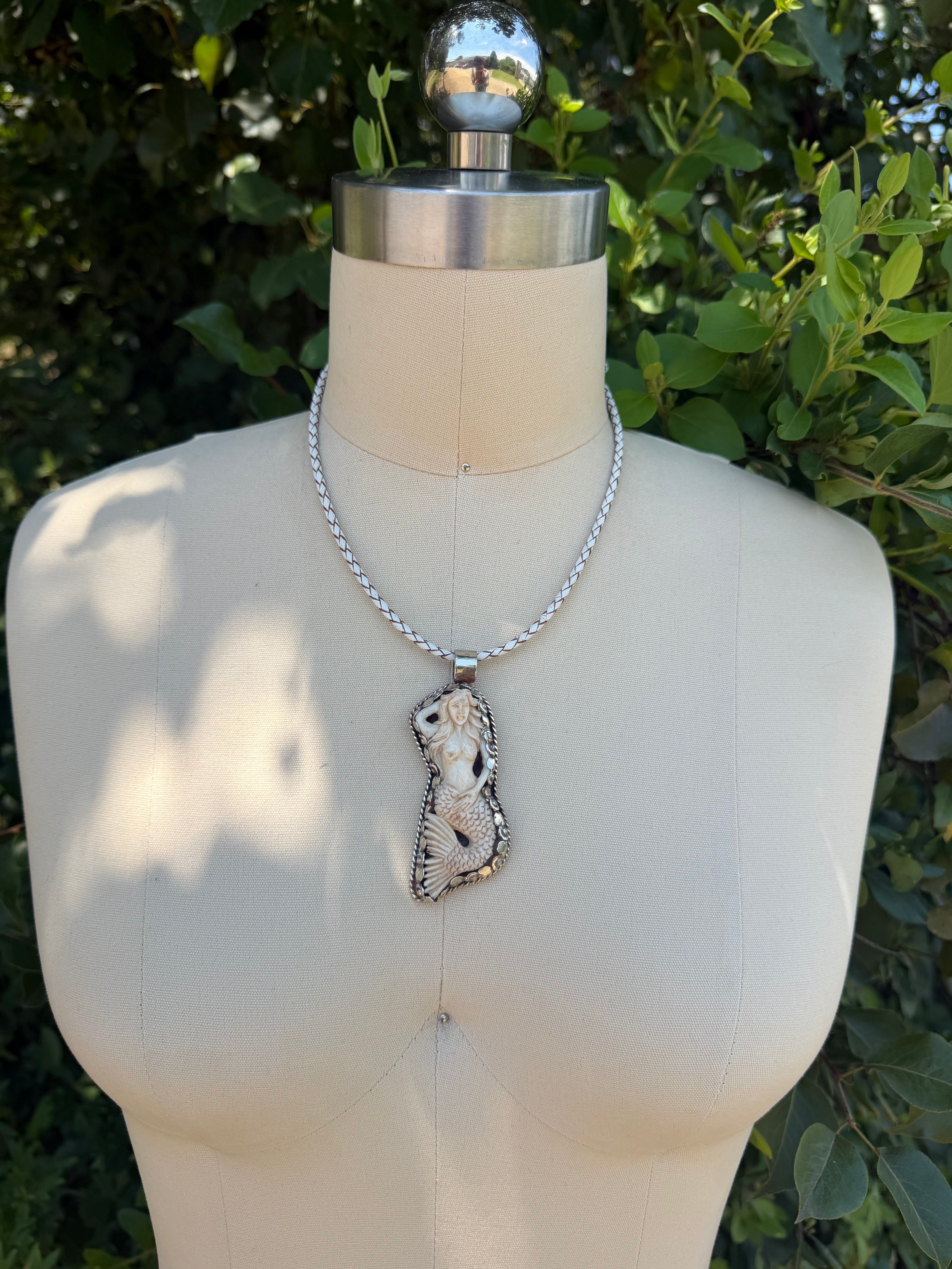 Sea Mist Mermaid Choker