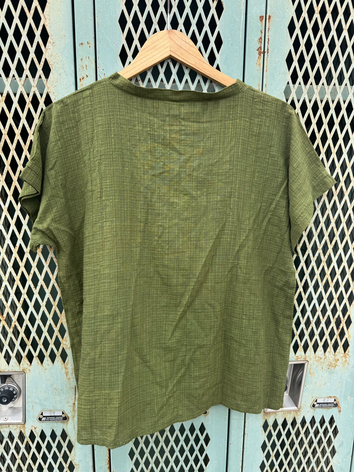 Sale Item - Eye Top