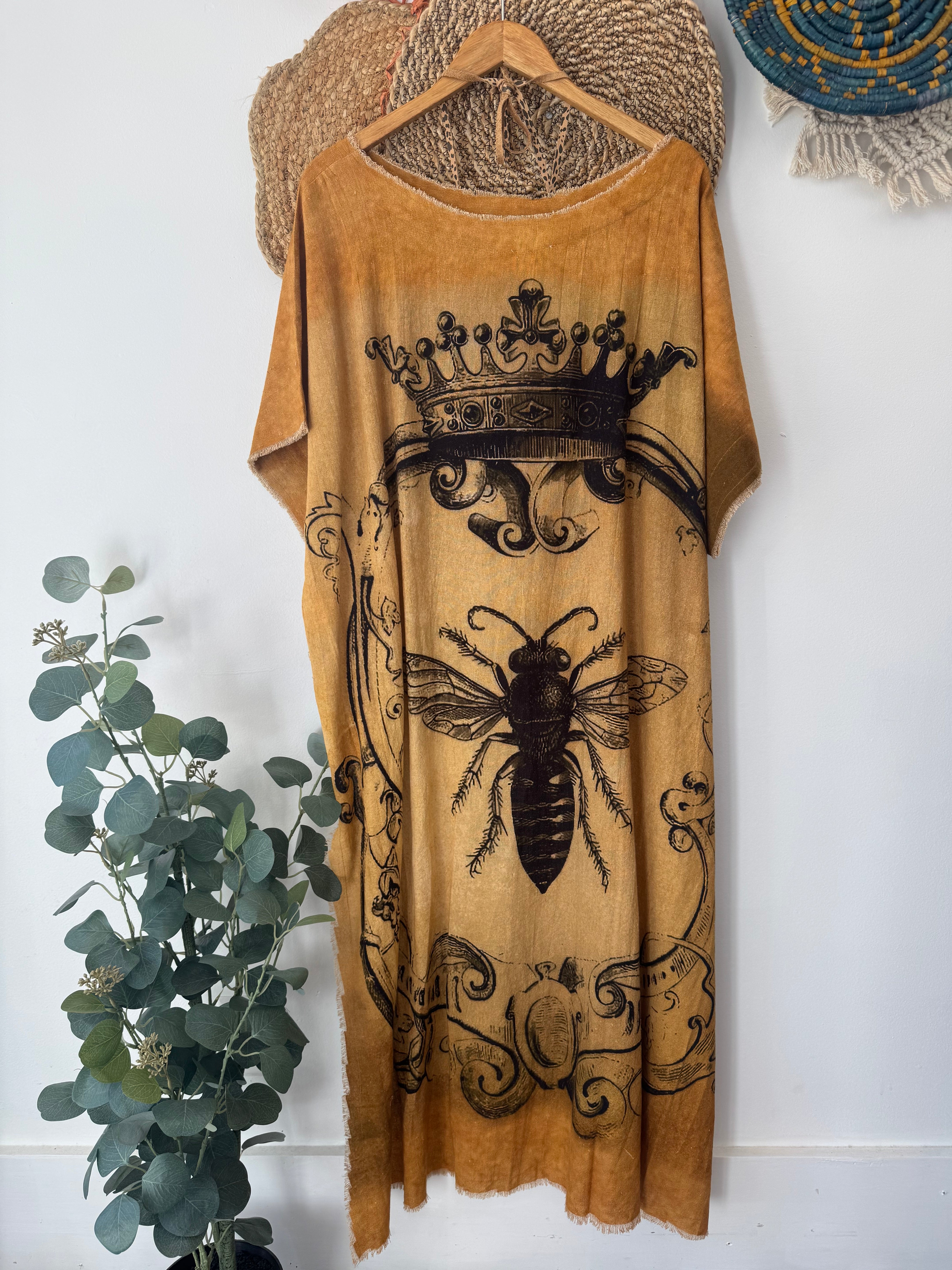 Queen Bee Hi Low