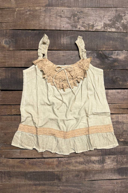 Ruffling Feathers Tank