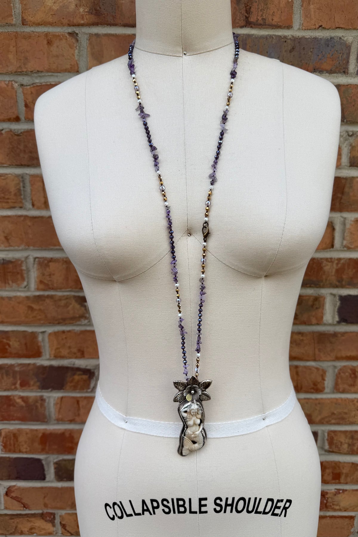 Merry Mermaid Necklace