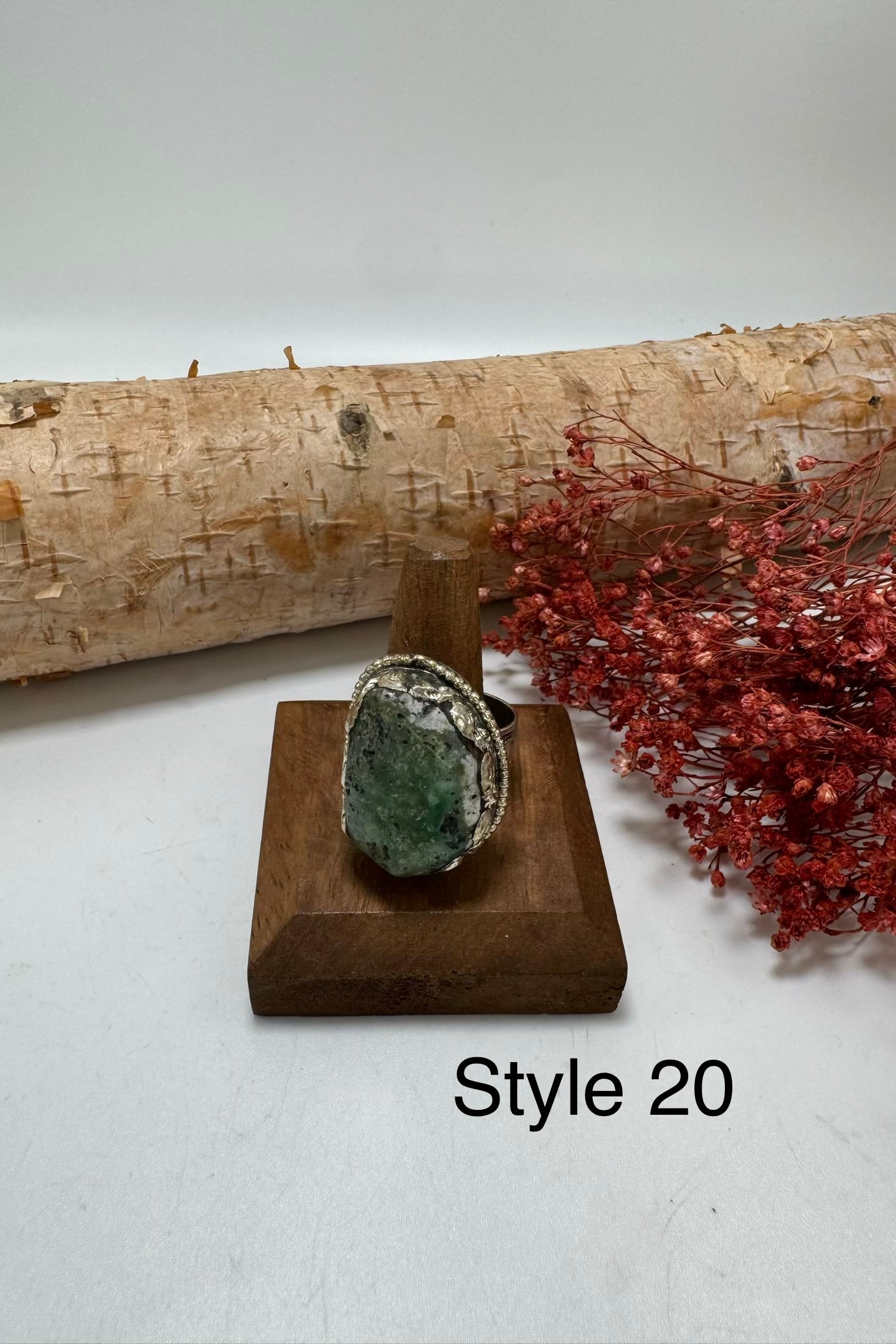 Lil Stunner Stone Ring