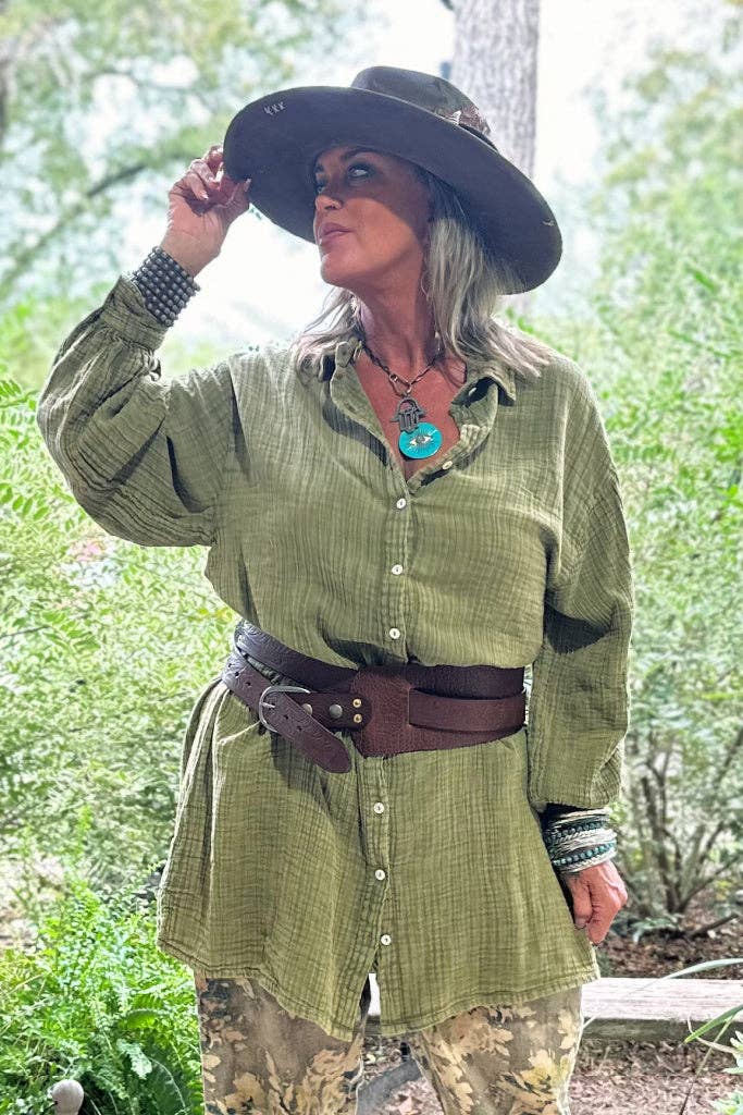 Seasons Sweetness Shirt in Olive