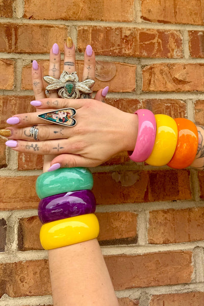 80s Retro Resin Chunky Bangle - ivyandlavyboutique ivyandlavyboutique