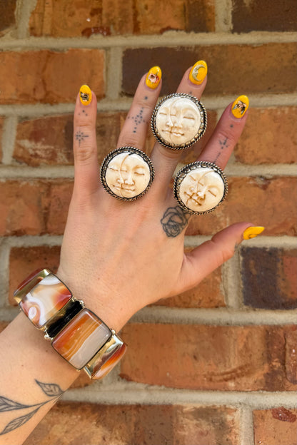 Sleeping Duo Moon Ring