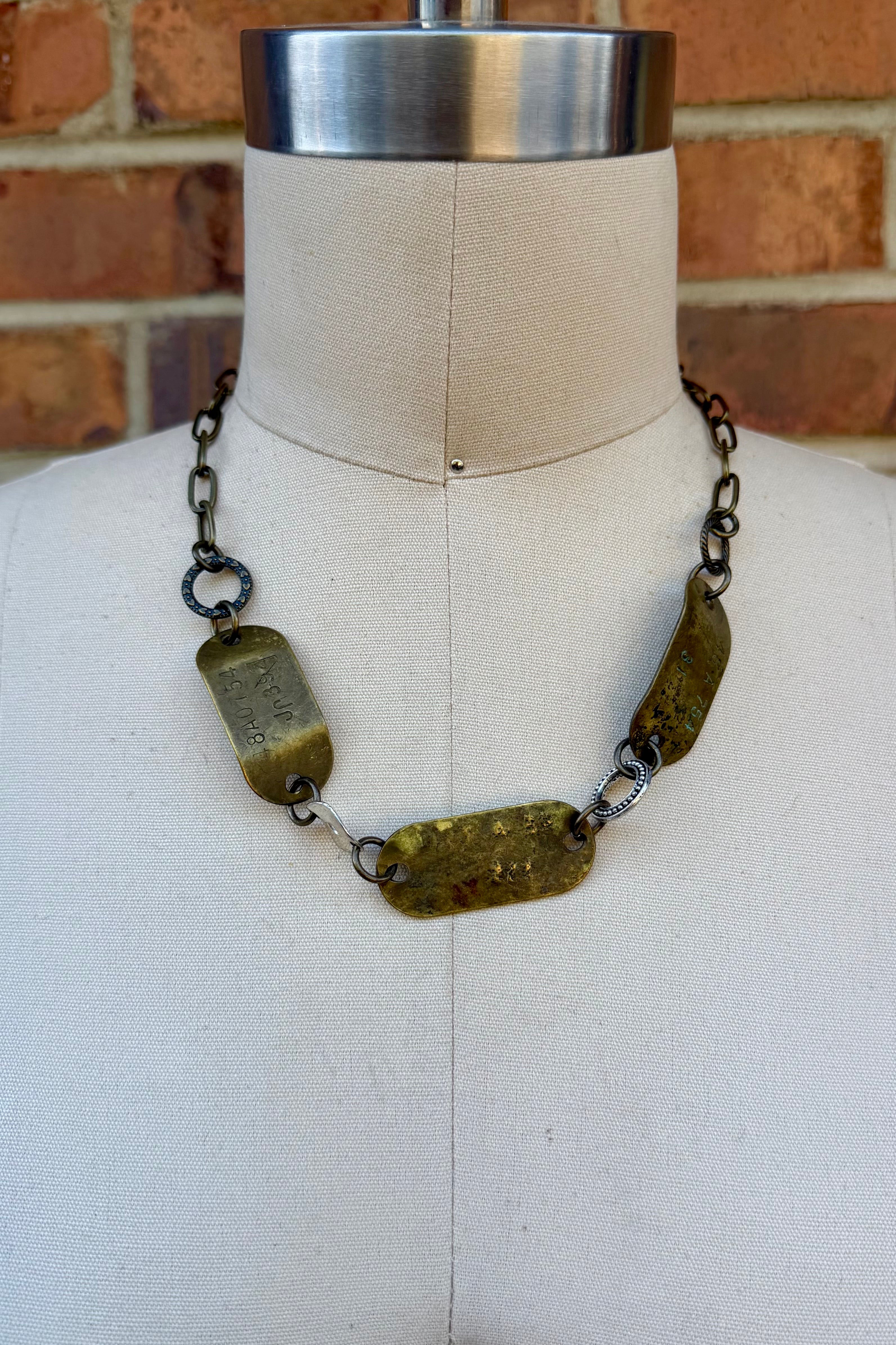 Taggy Choker