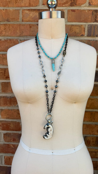 Howlite Horn Dazzle Necklace