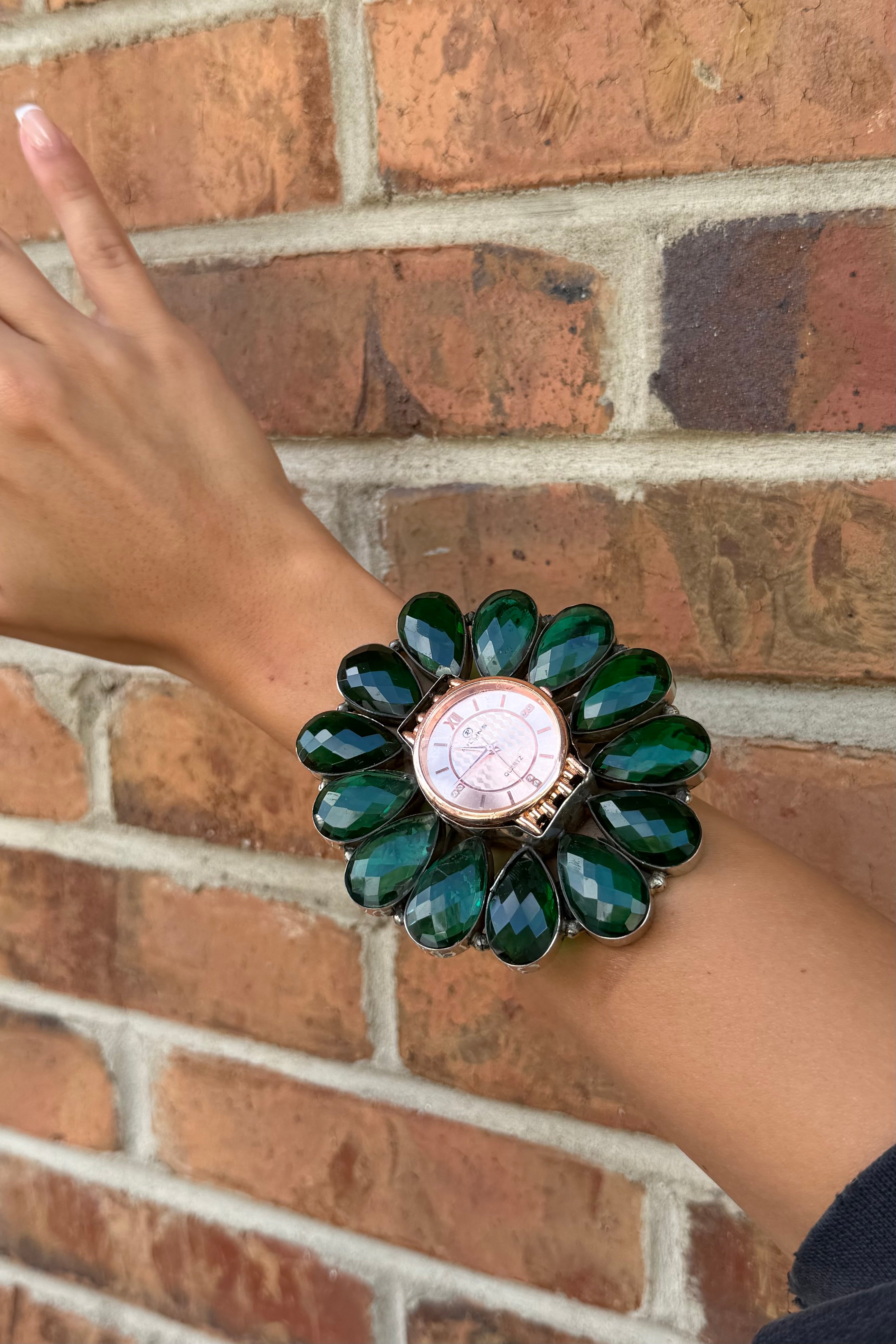 QUARTZ Riluns Watch Cuff/Green Crystal
