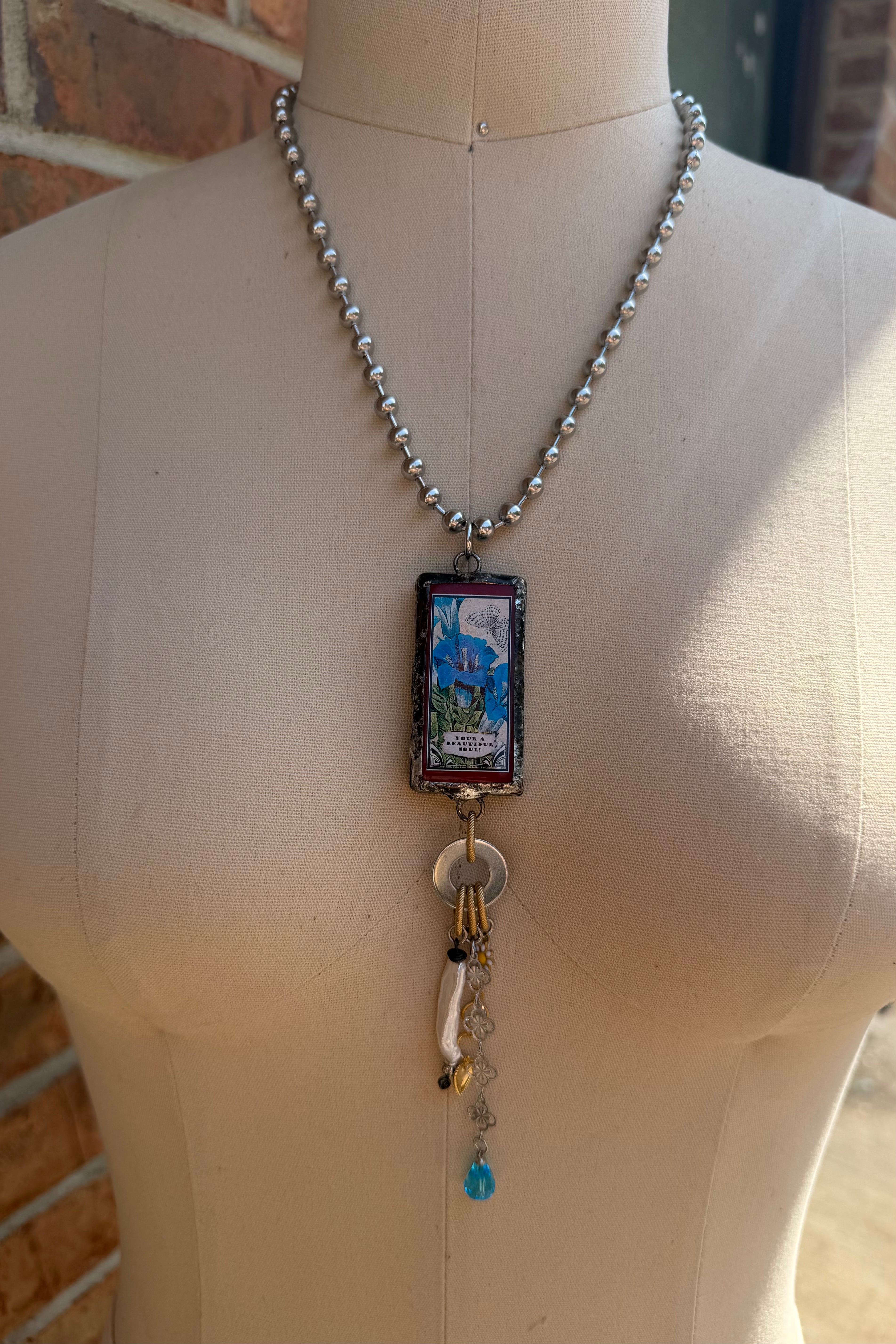 Floral Beautiful Domino Necklace