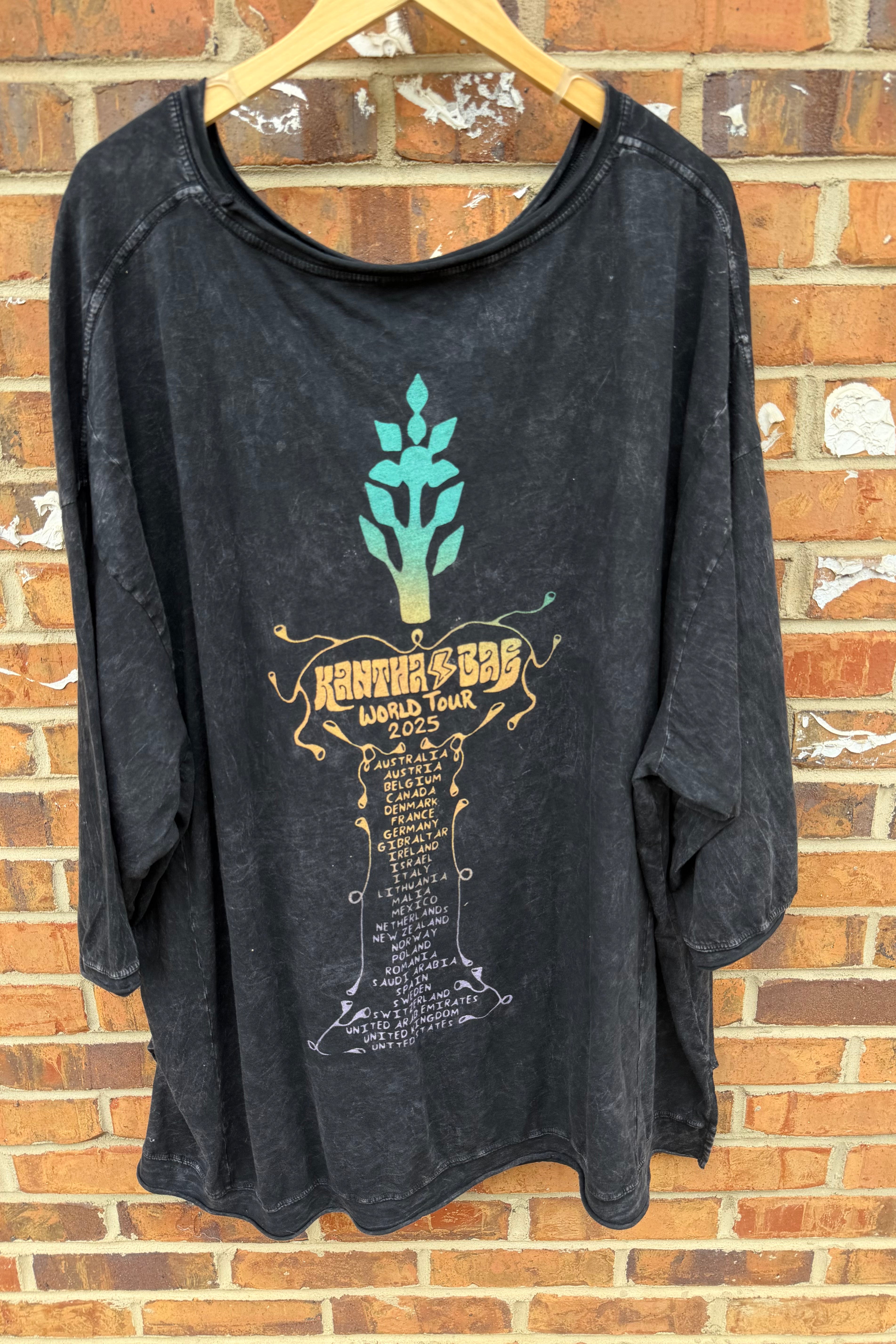 Kantha Bae Dream Tee - KB Tour 2025