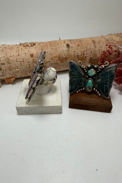 The Flutter Sister Ring