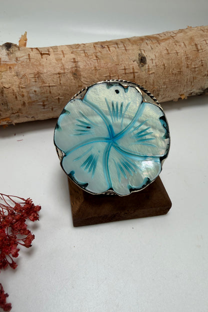 Dreaming in Flowers Resin Shell Ring