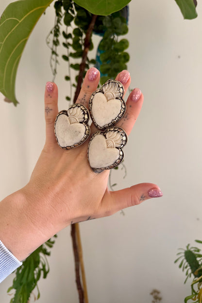 Medium Sacred Heart Ring