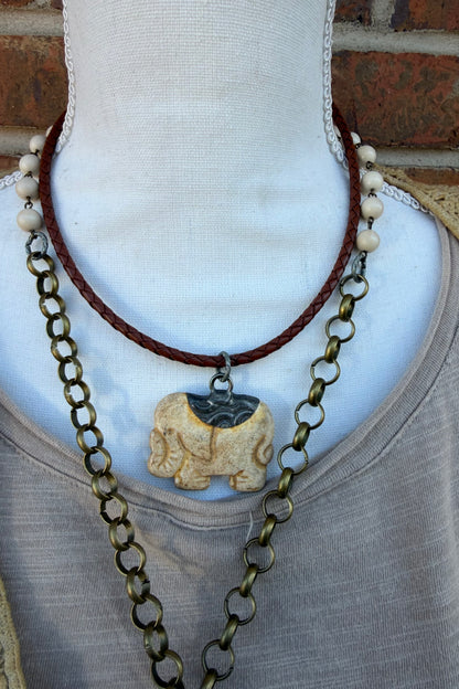 Elephant Chocker