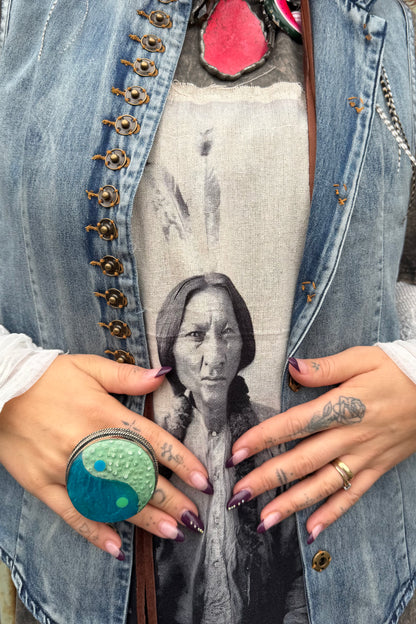 Ying Yang in Blues Ring