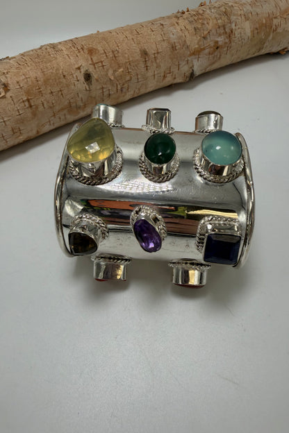 The Gem Cuff 14