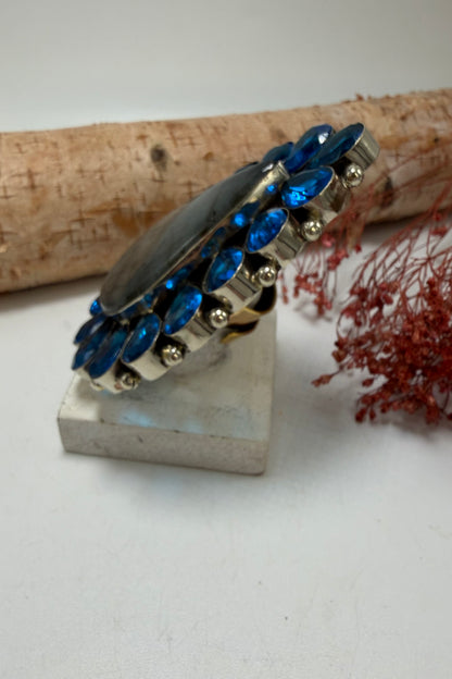 Teardrops Falling Ring