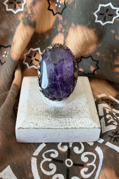 Simple Purple Stone Ring