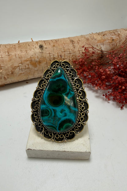 The Trippy Teardrop Ring