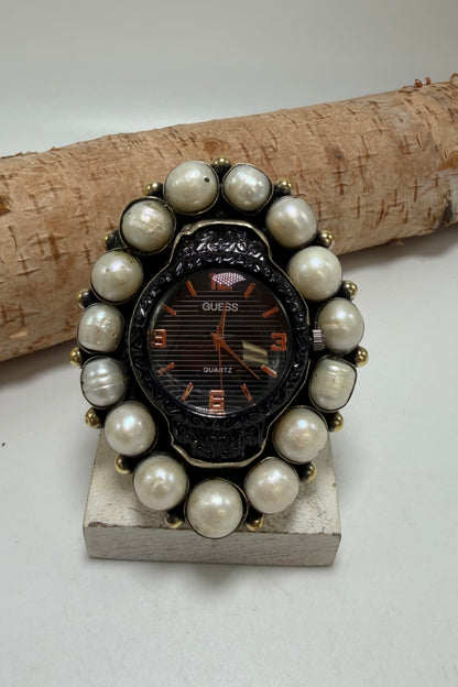 A Pearl In Time Ring