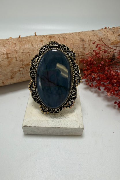 Midnight Breeze Ring