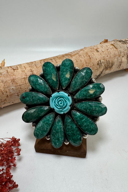 Flower Field of Green Ring