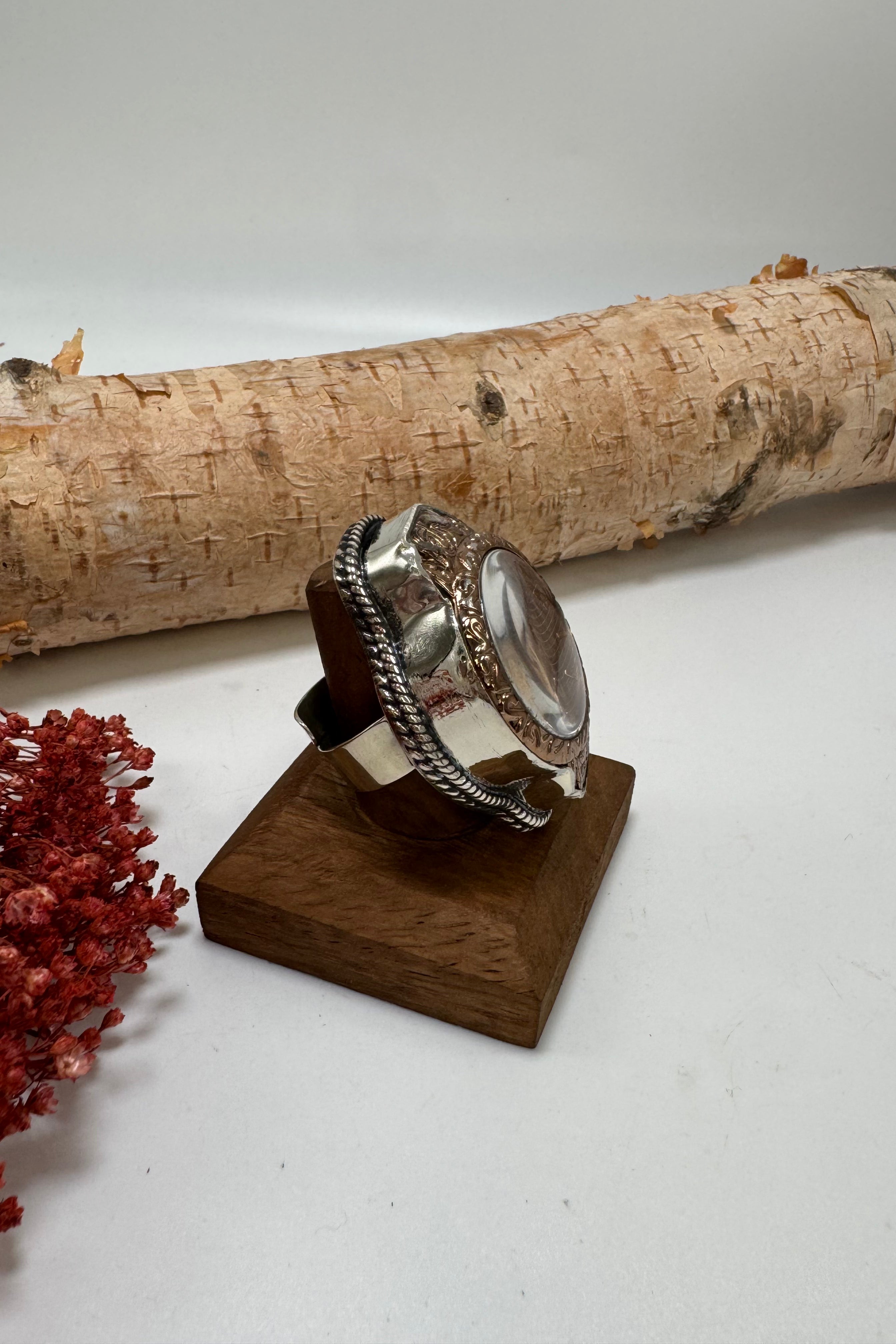 Guess Golden Time Watch Ring