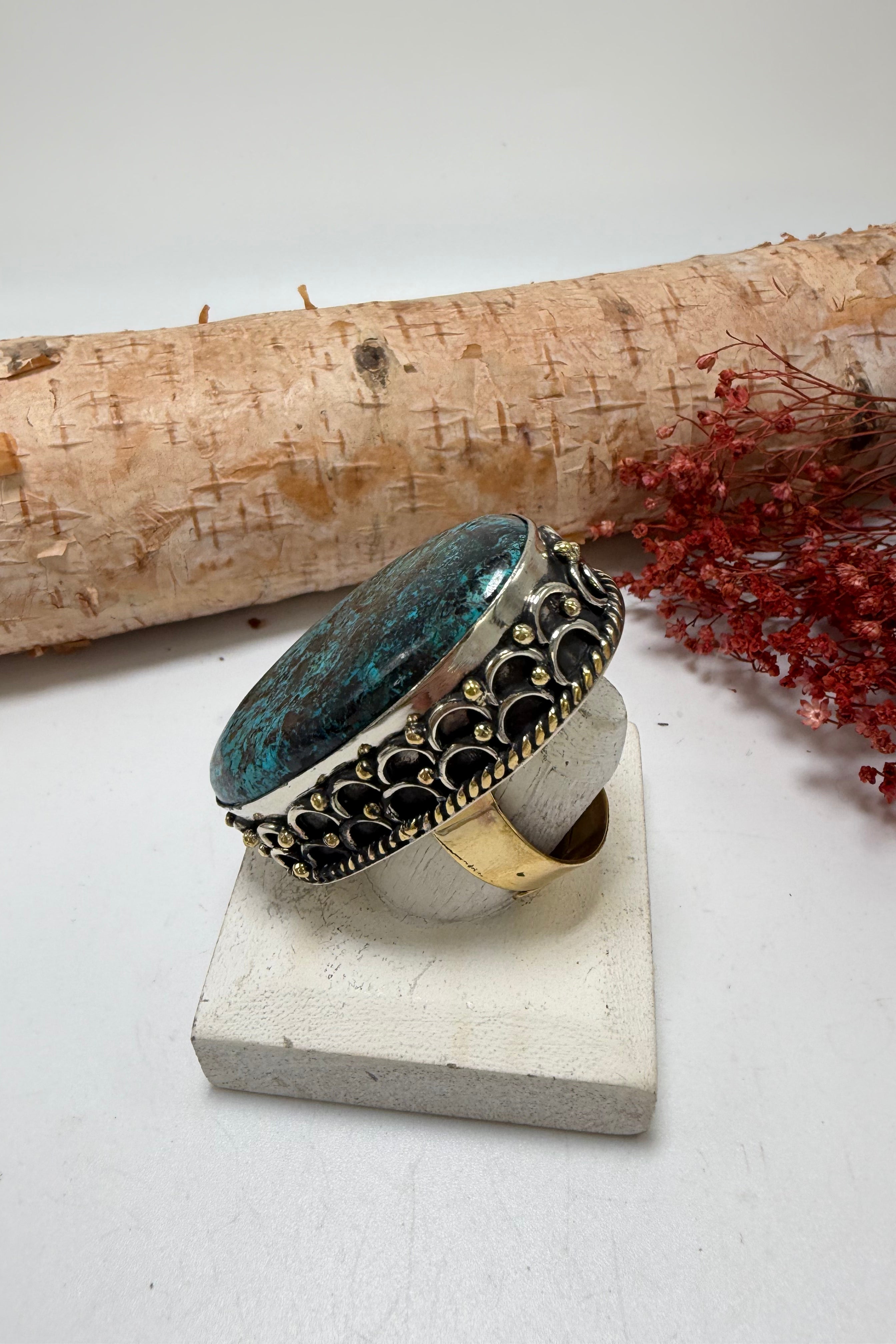 The Crackle Ring