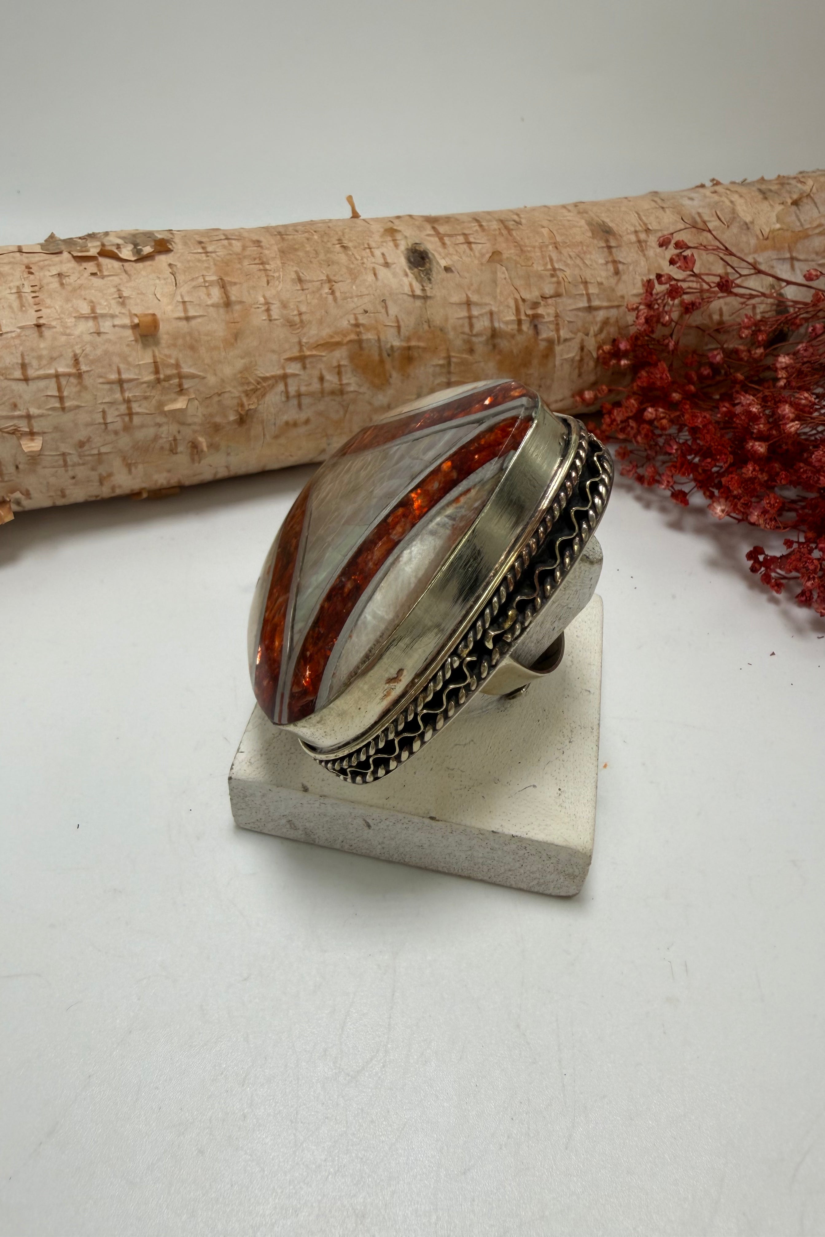Wonder Wall Ring