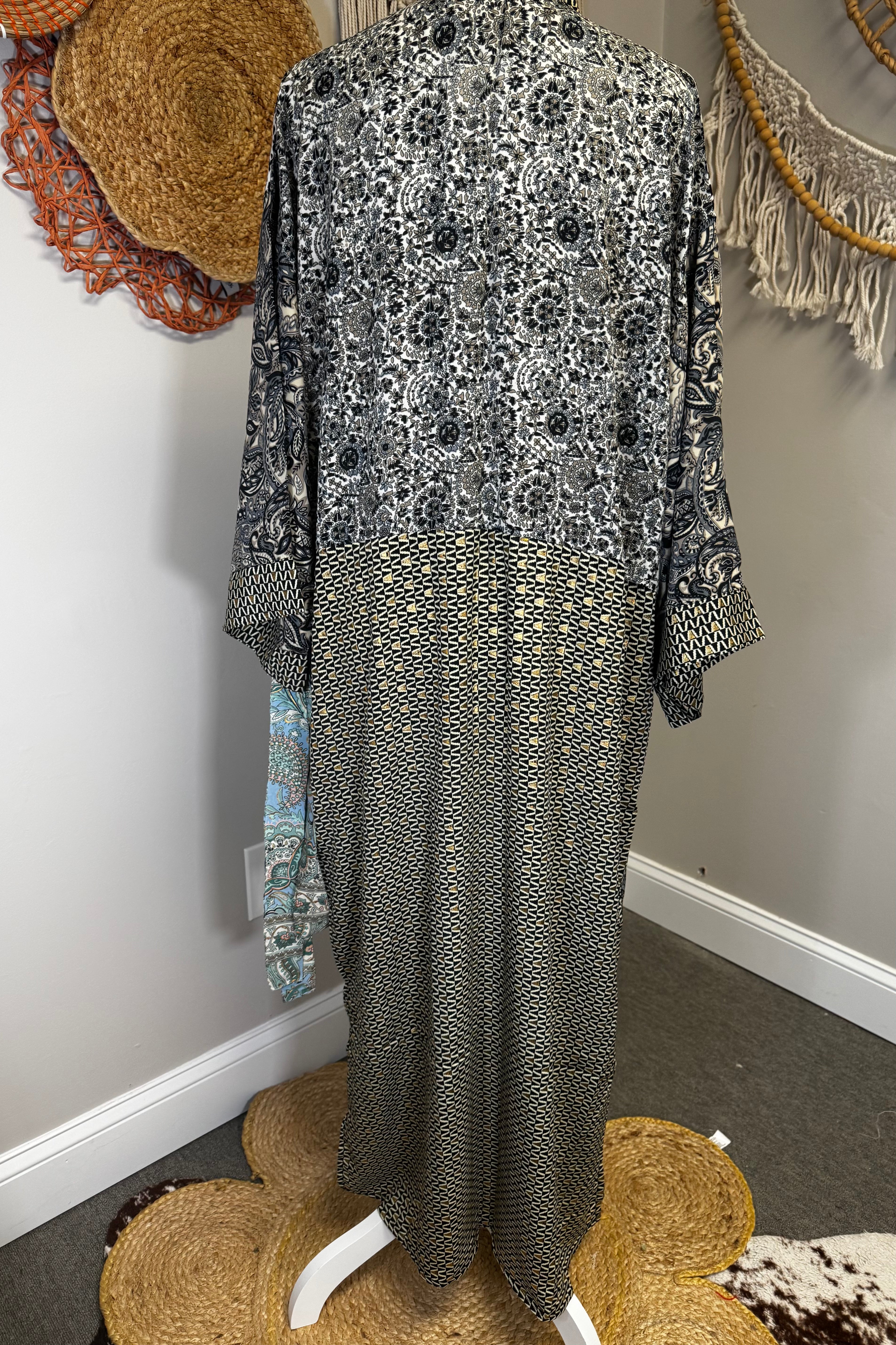Poly Silk Kimono Combo L