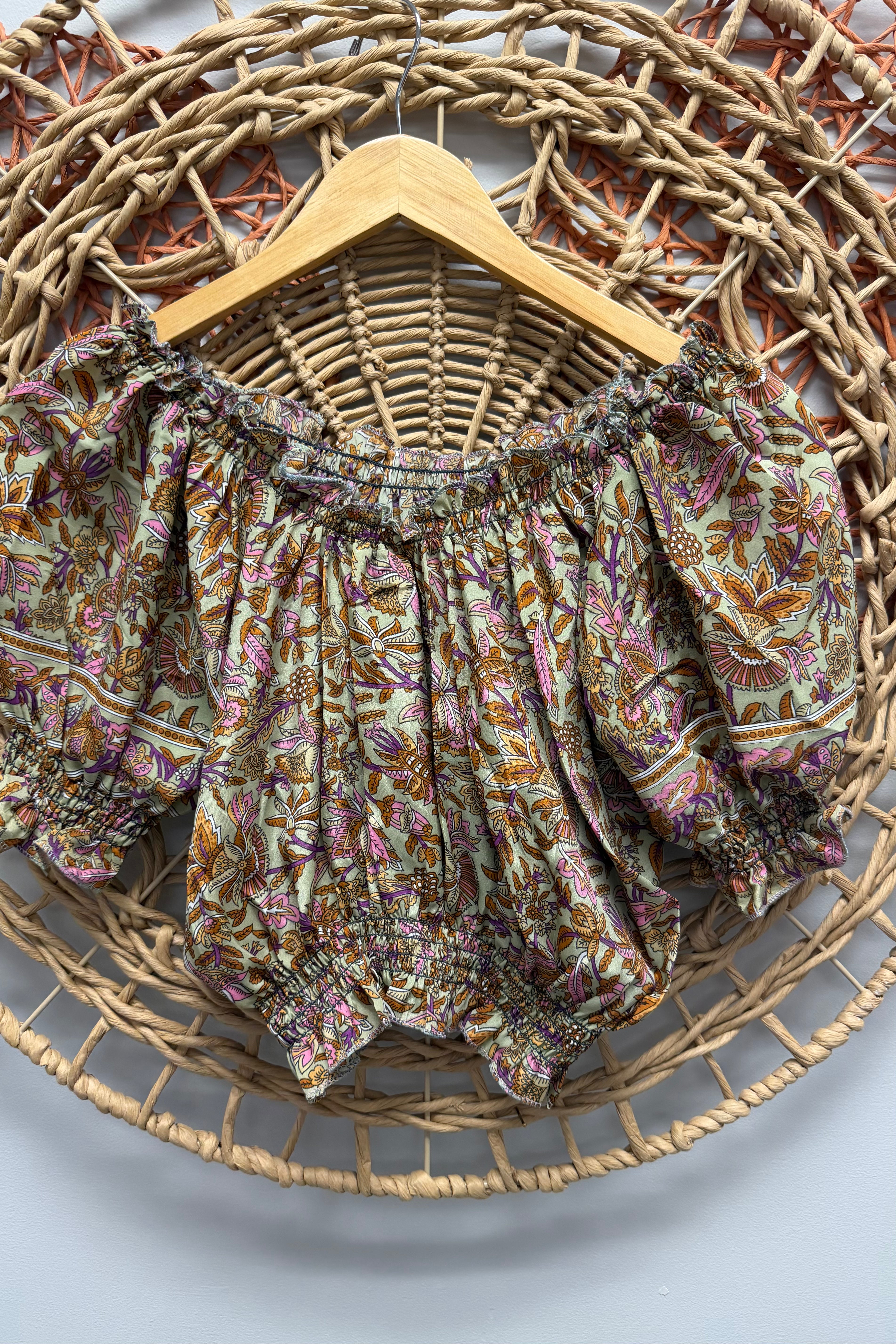 Sale Item 6 - Polysilk Crop