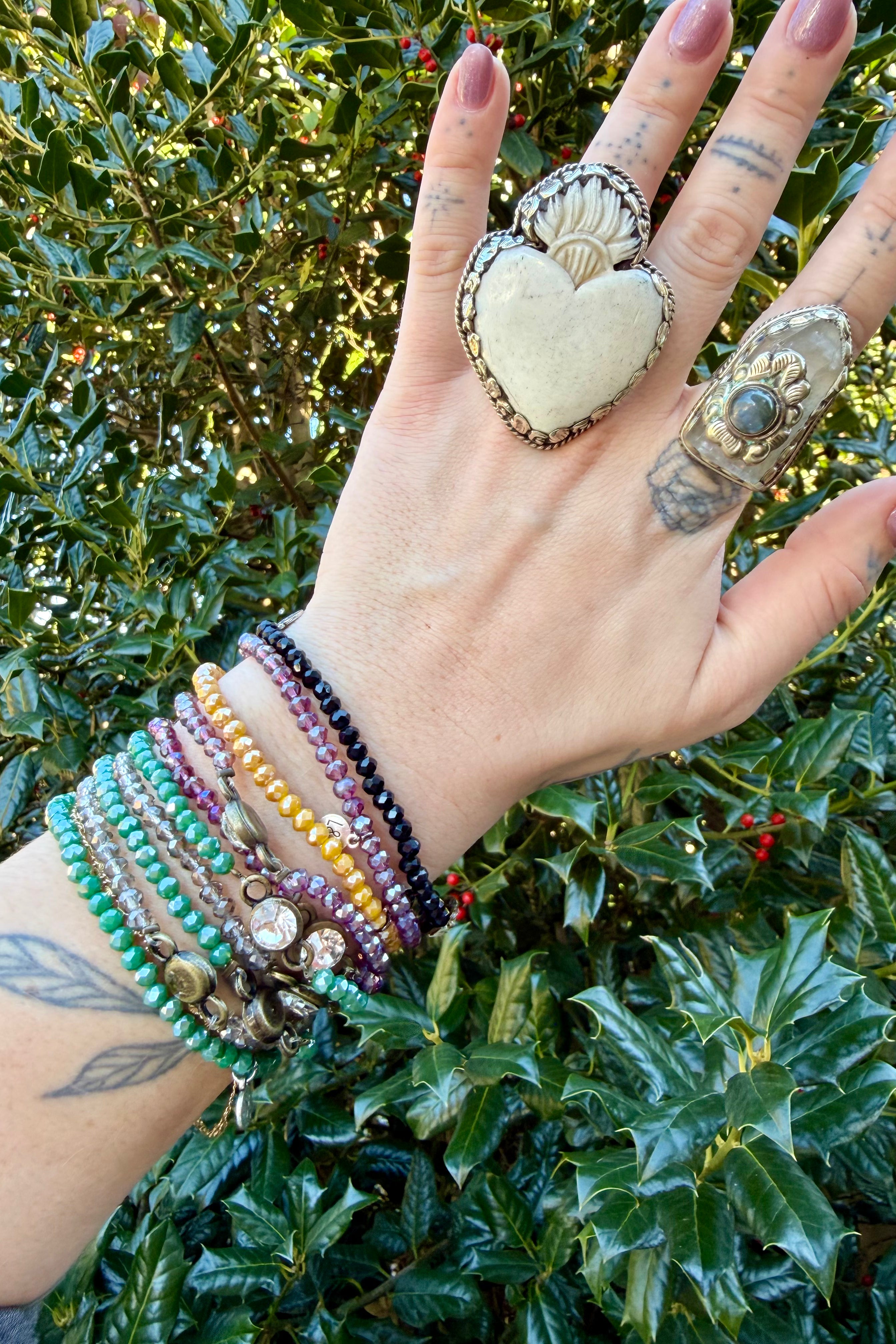 Glass Stretch Bracelet & Crystal Jet Beaded