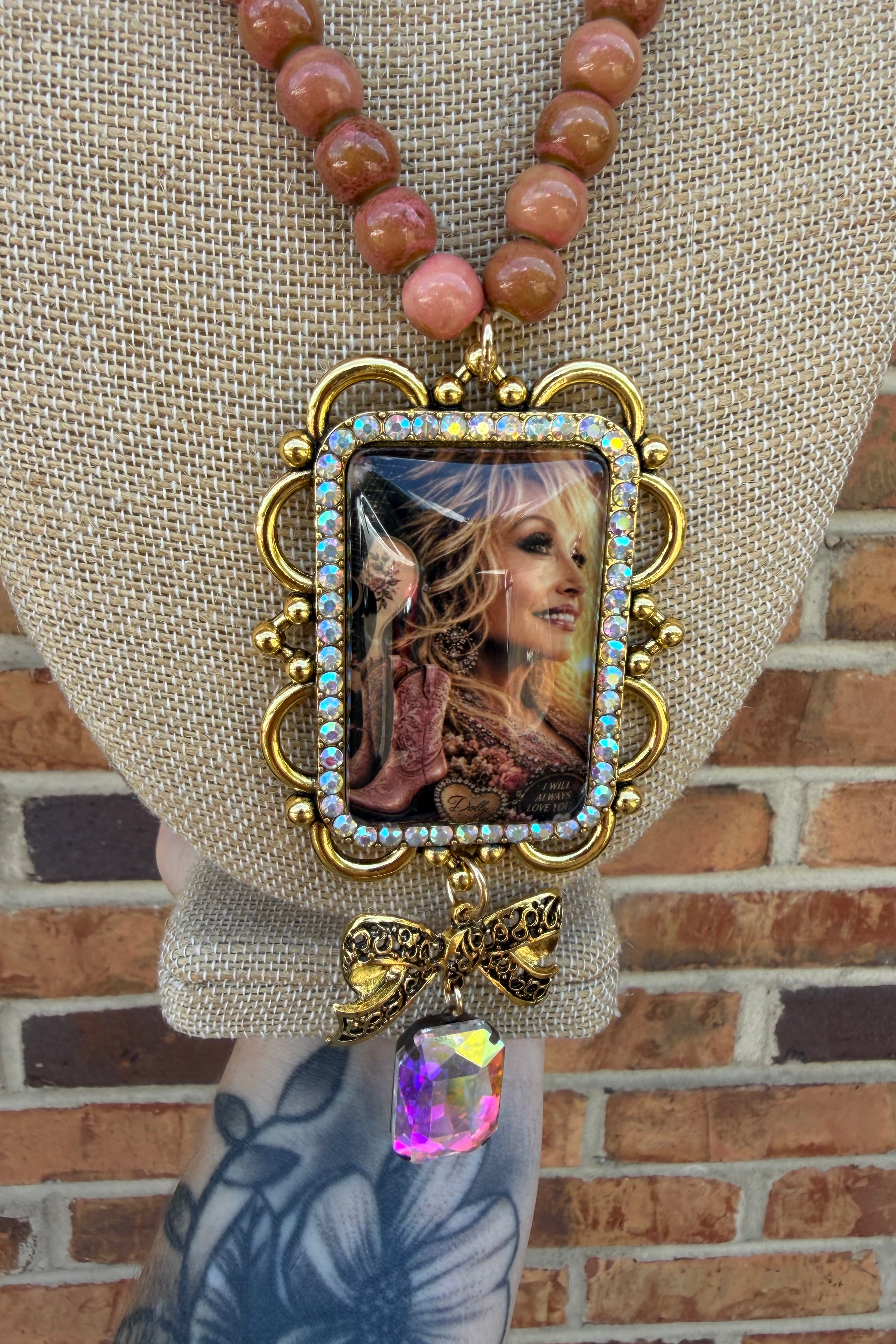 Dollys Necklace