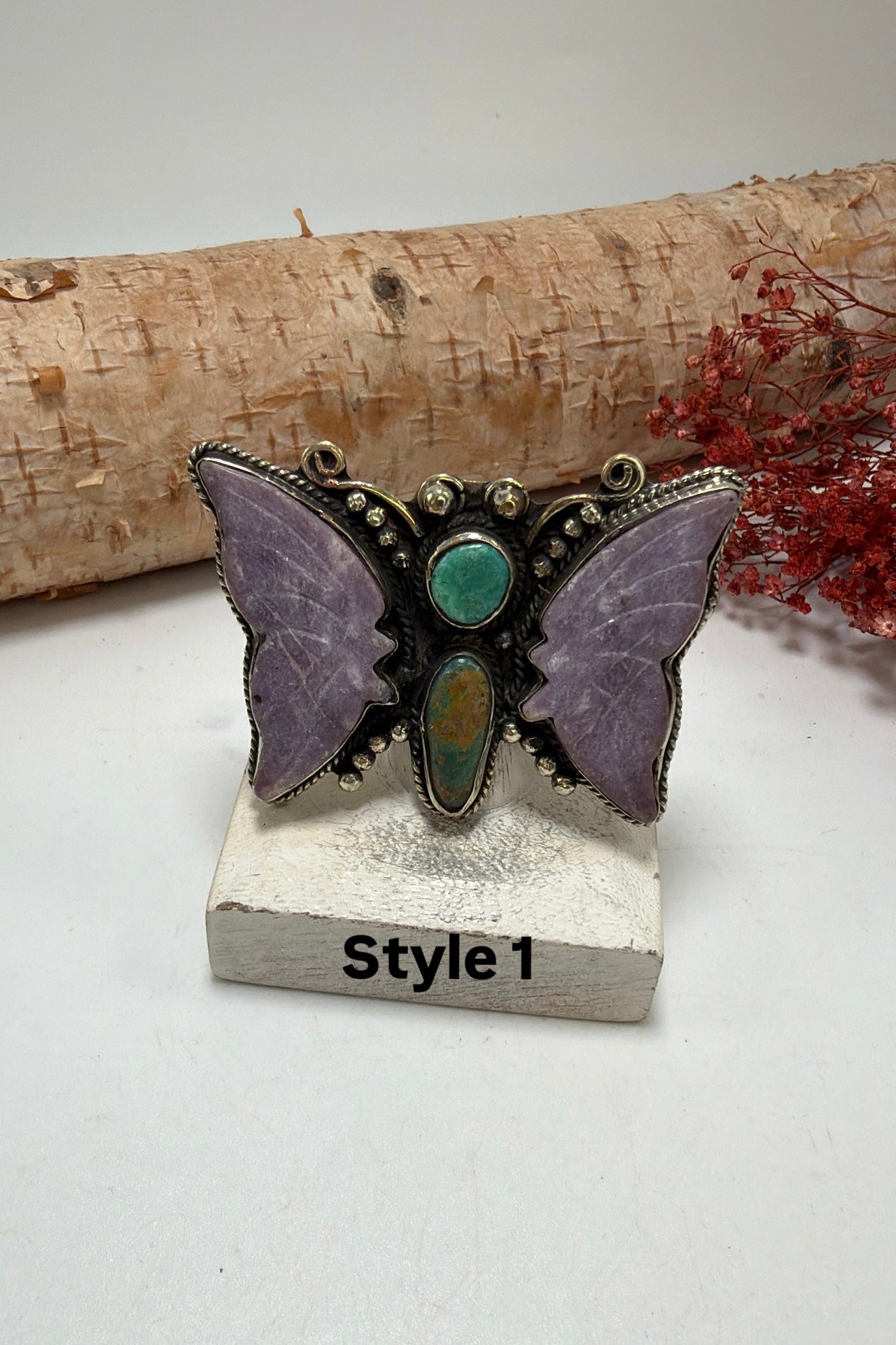 The Flutter Sister Ring