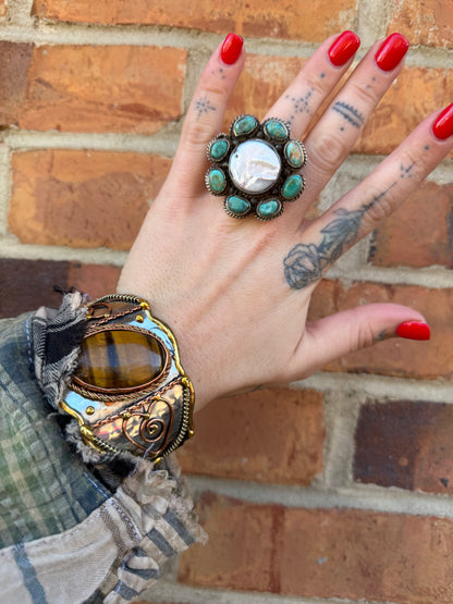 Pearl in the Center Ring