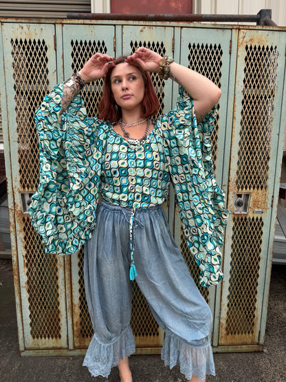 Butterfly Center Cinched Top Combo D