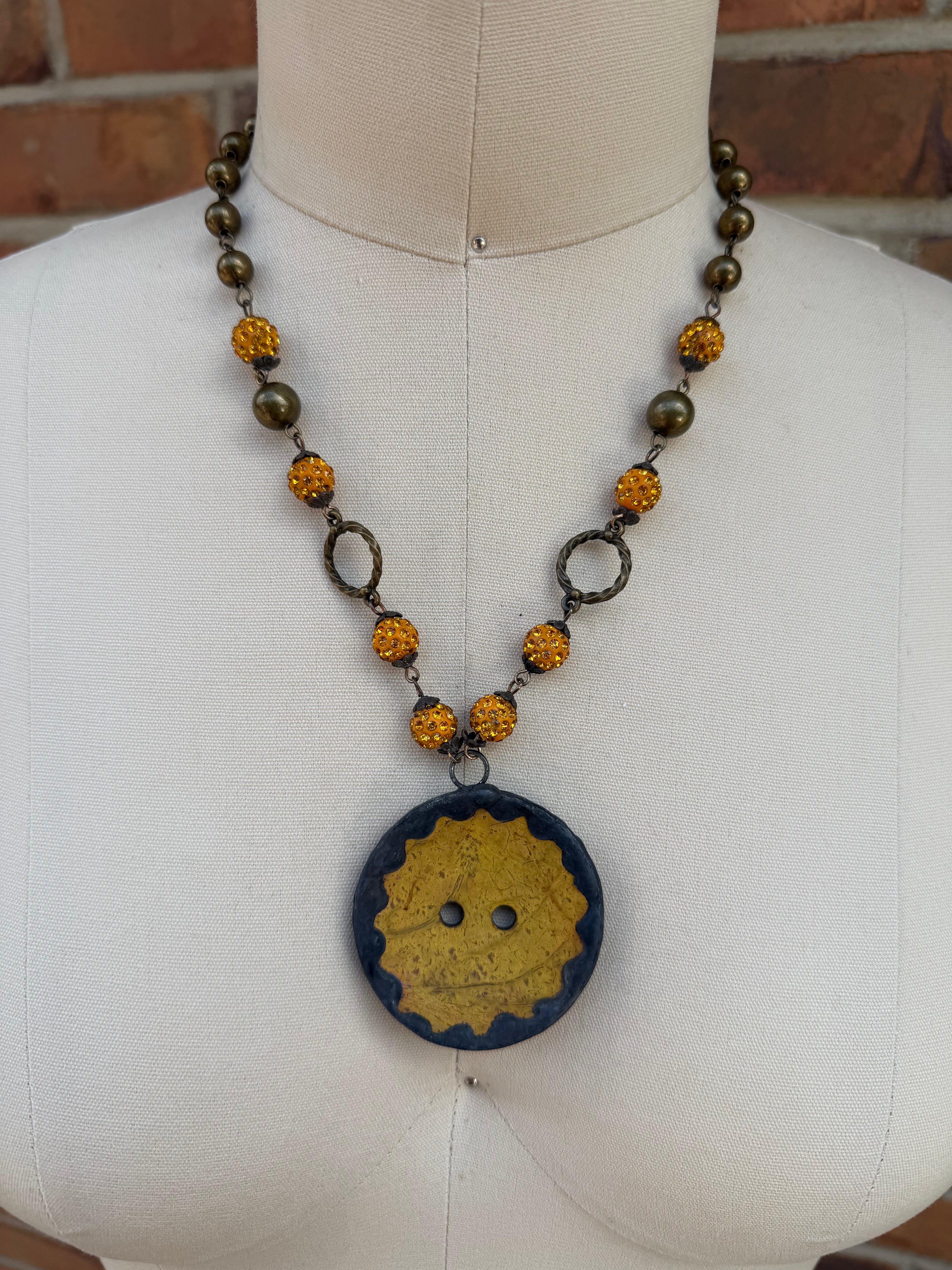 The Button Necklace