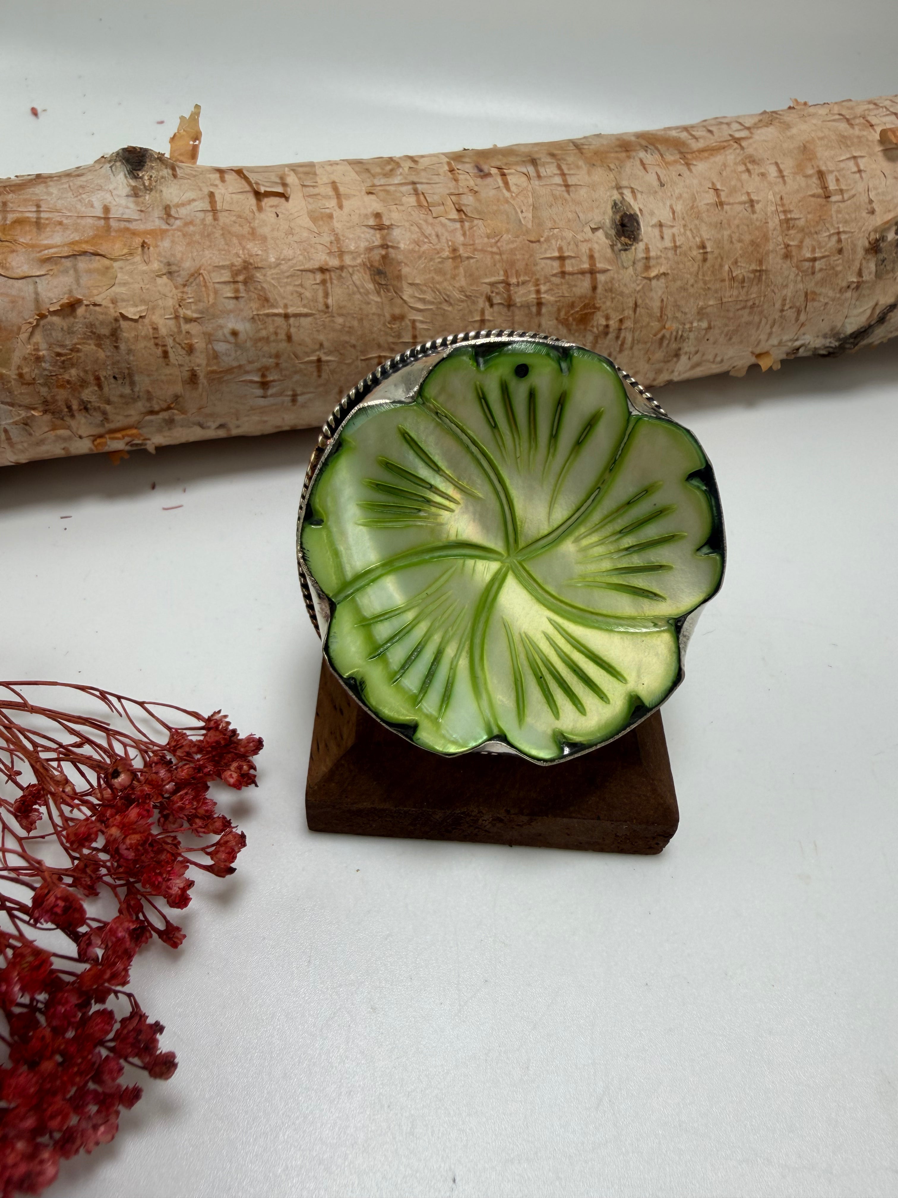 Dreaming in Flowers Resin Shell Ring