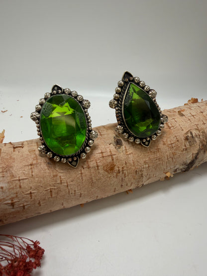Fancy Emerald Ring