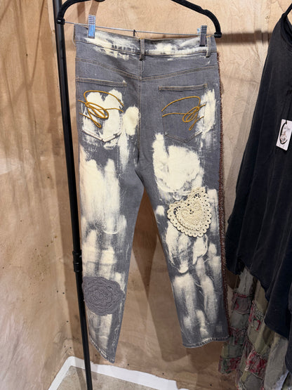 Full Of Love Jeans