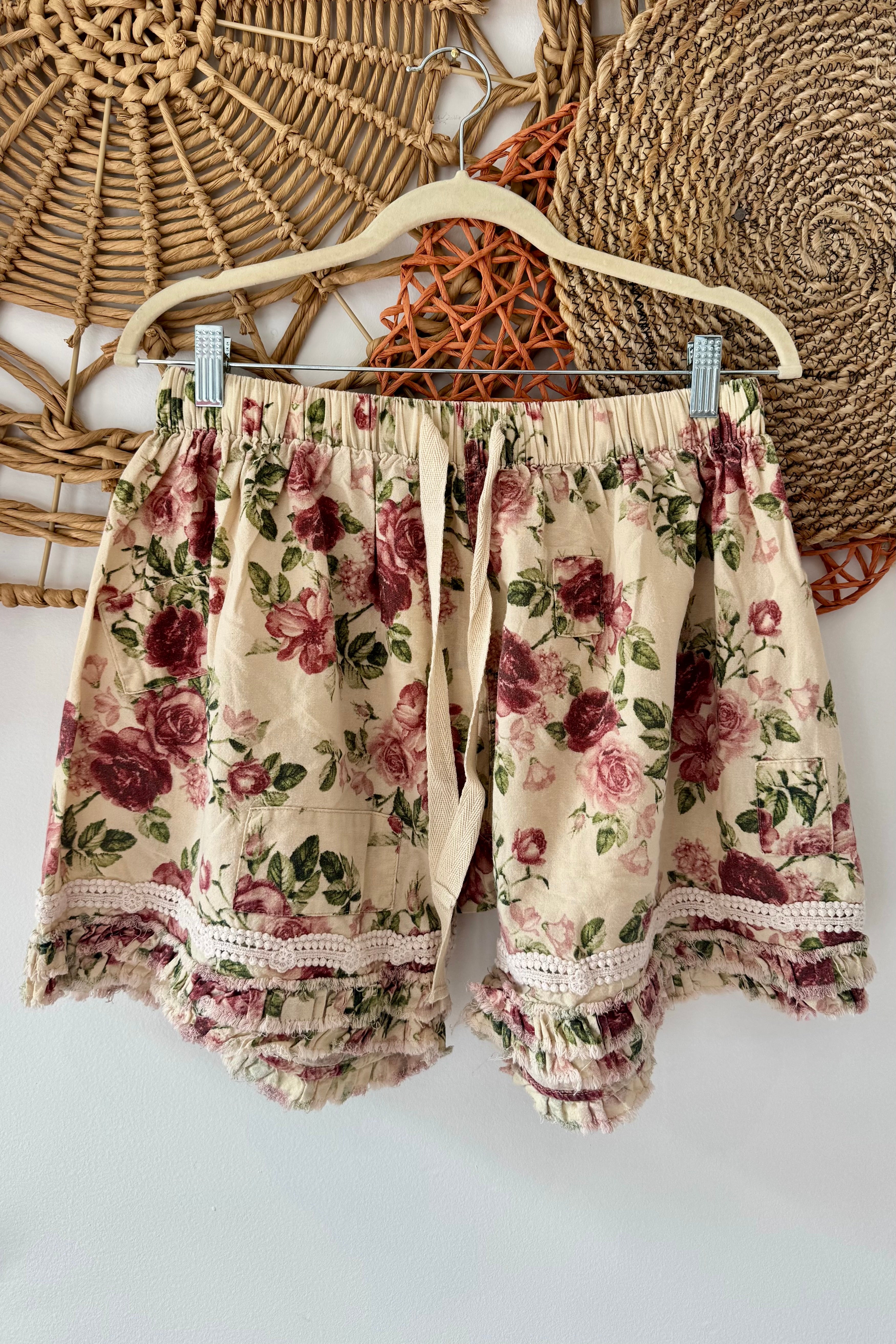 Full Bloom Floral Short