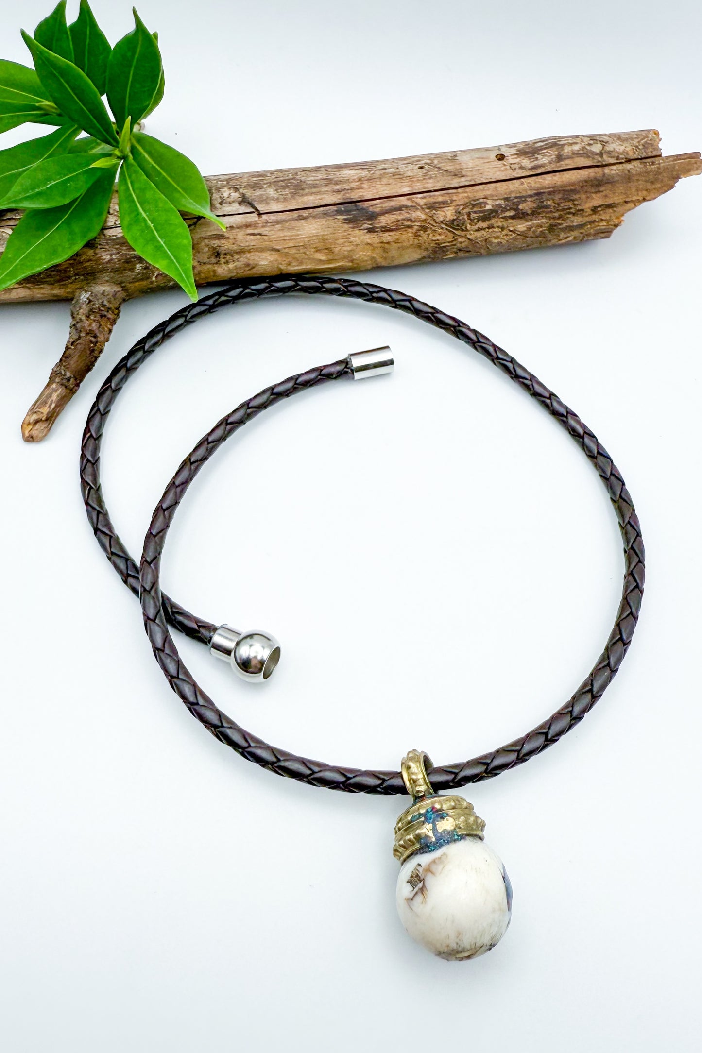 Soldered Howlite Pendant Choker