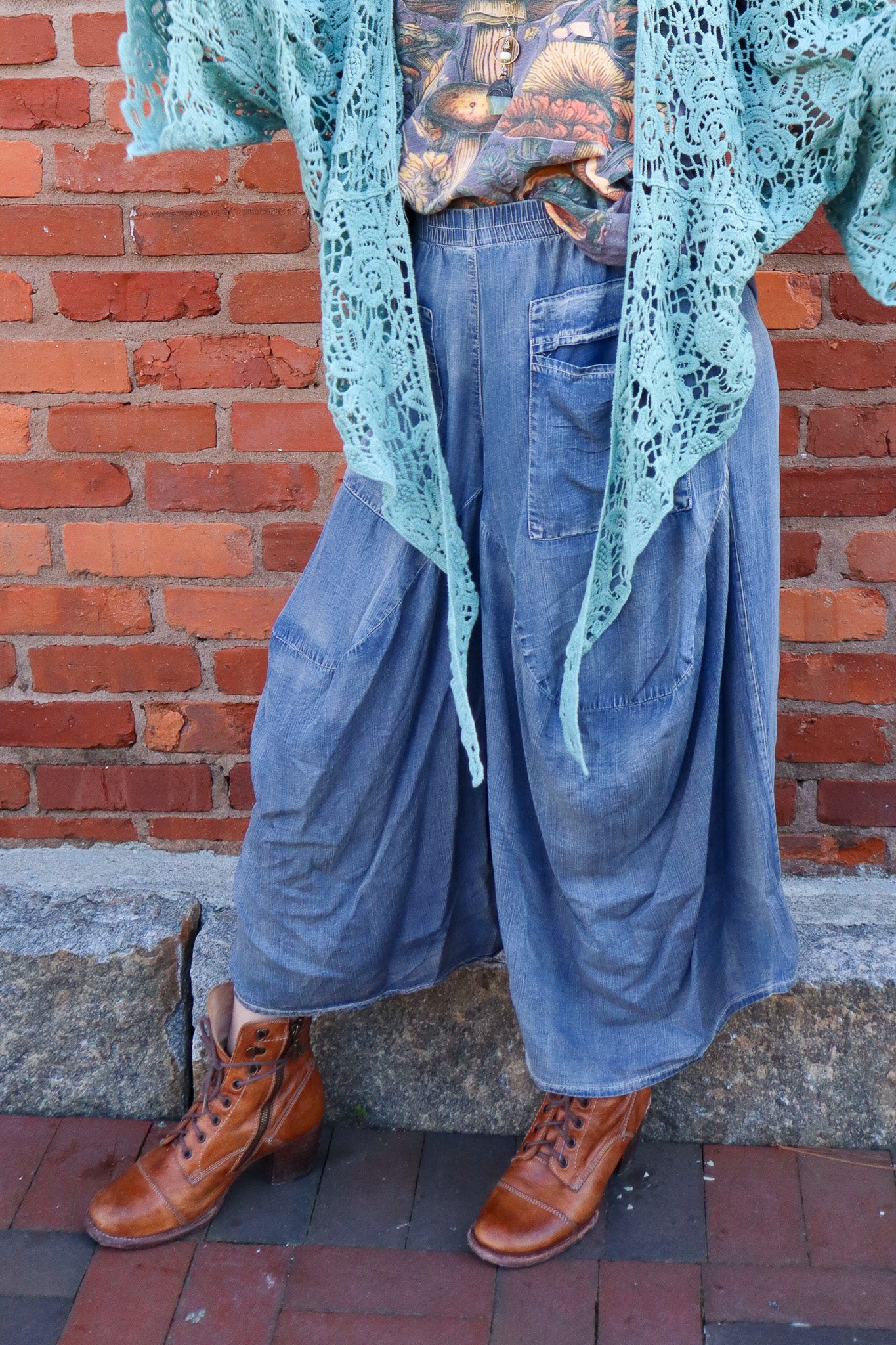 Sale - Out And About Pants in Olive