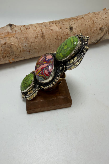 Ring 114