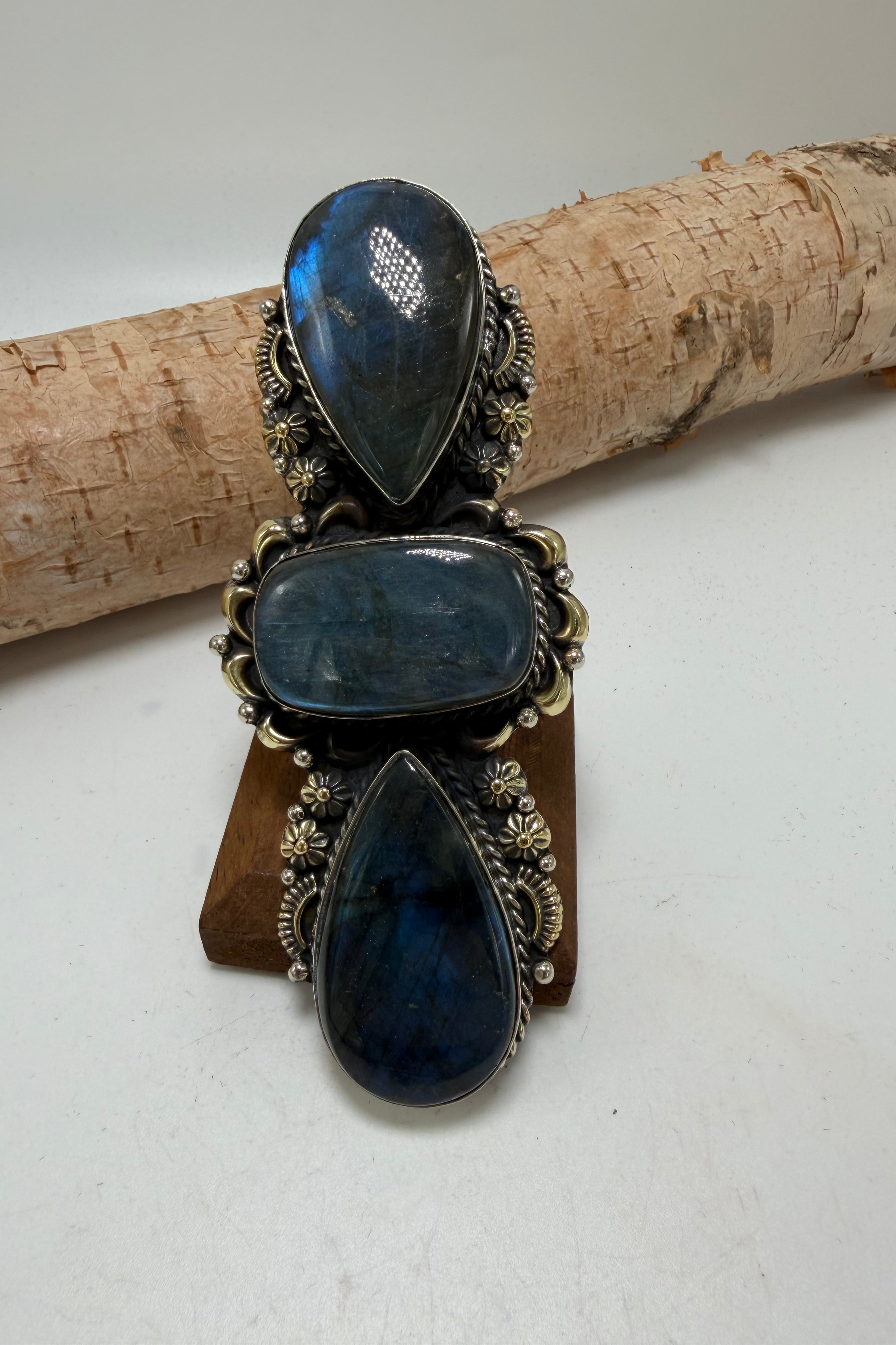 Ring 123